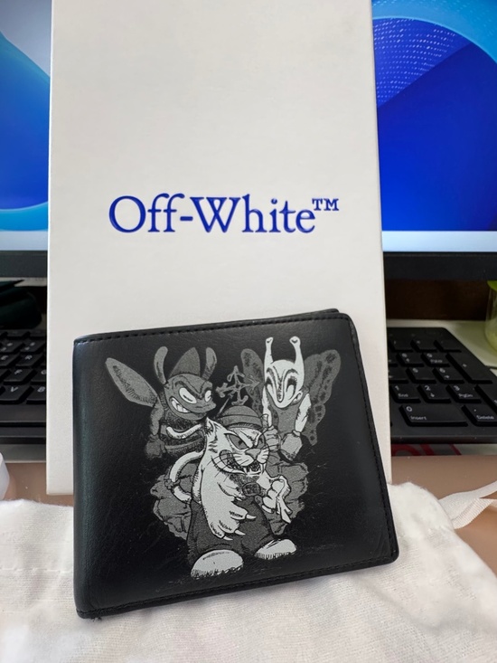 Off-White Other - Off-White Bi-Fold Wallet
